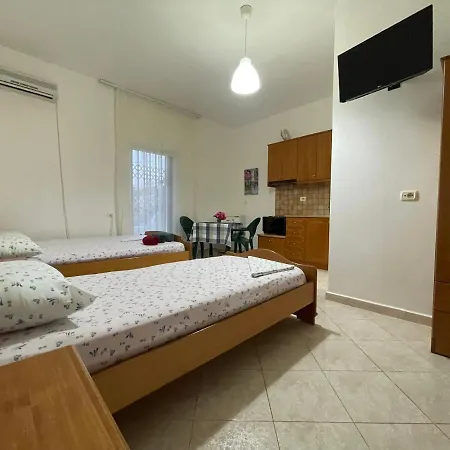 Lejlighed 4rooms - Ksamil